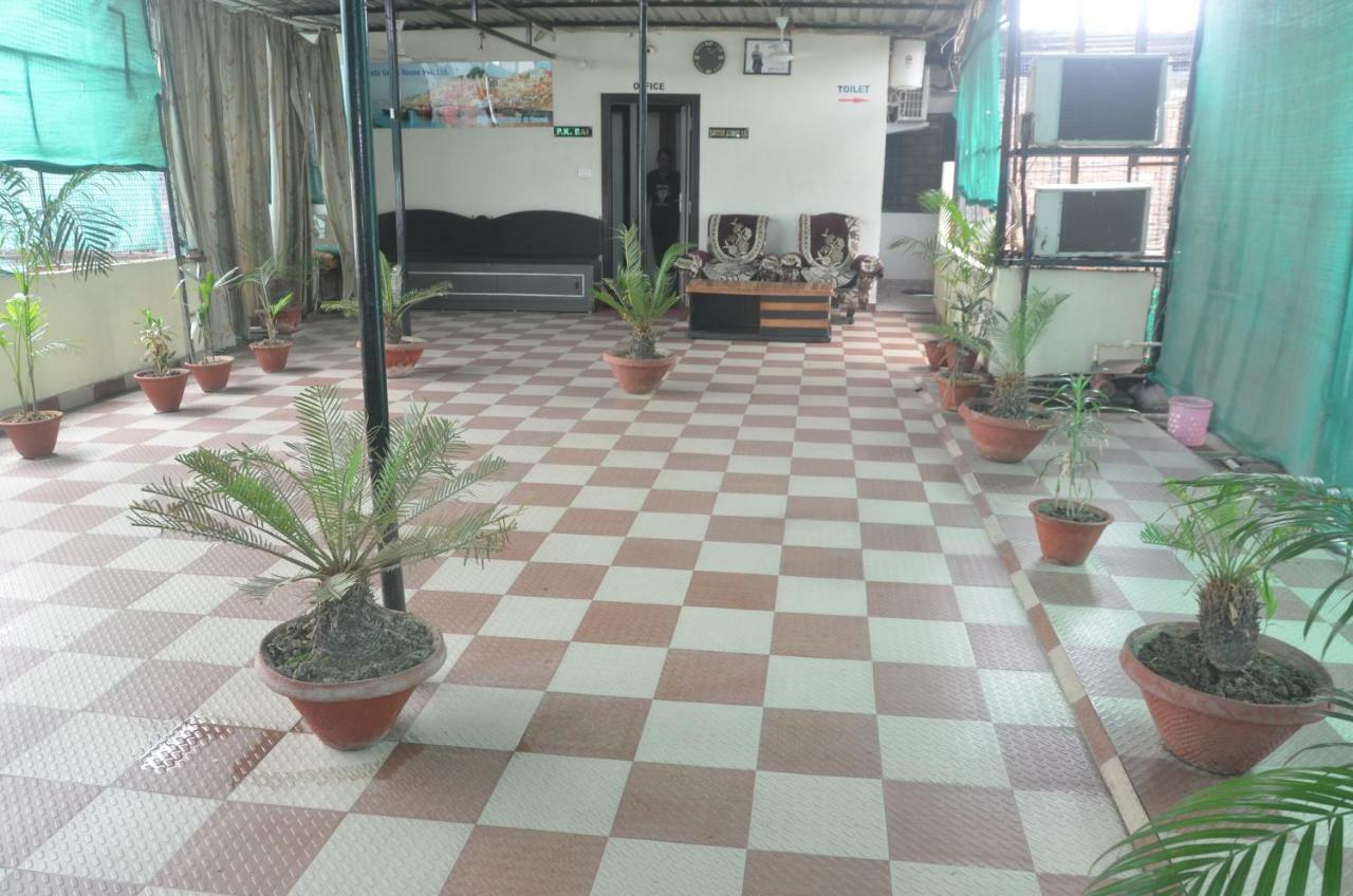 Hotel Tamilnadu Kashi Bénarès Extérieur photo