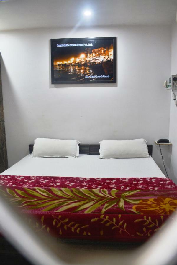 Hotel Tamilnadu Kashi Bénarès Extérieur photo