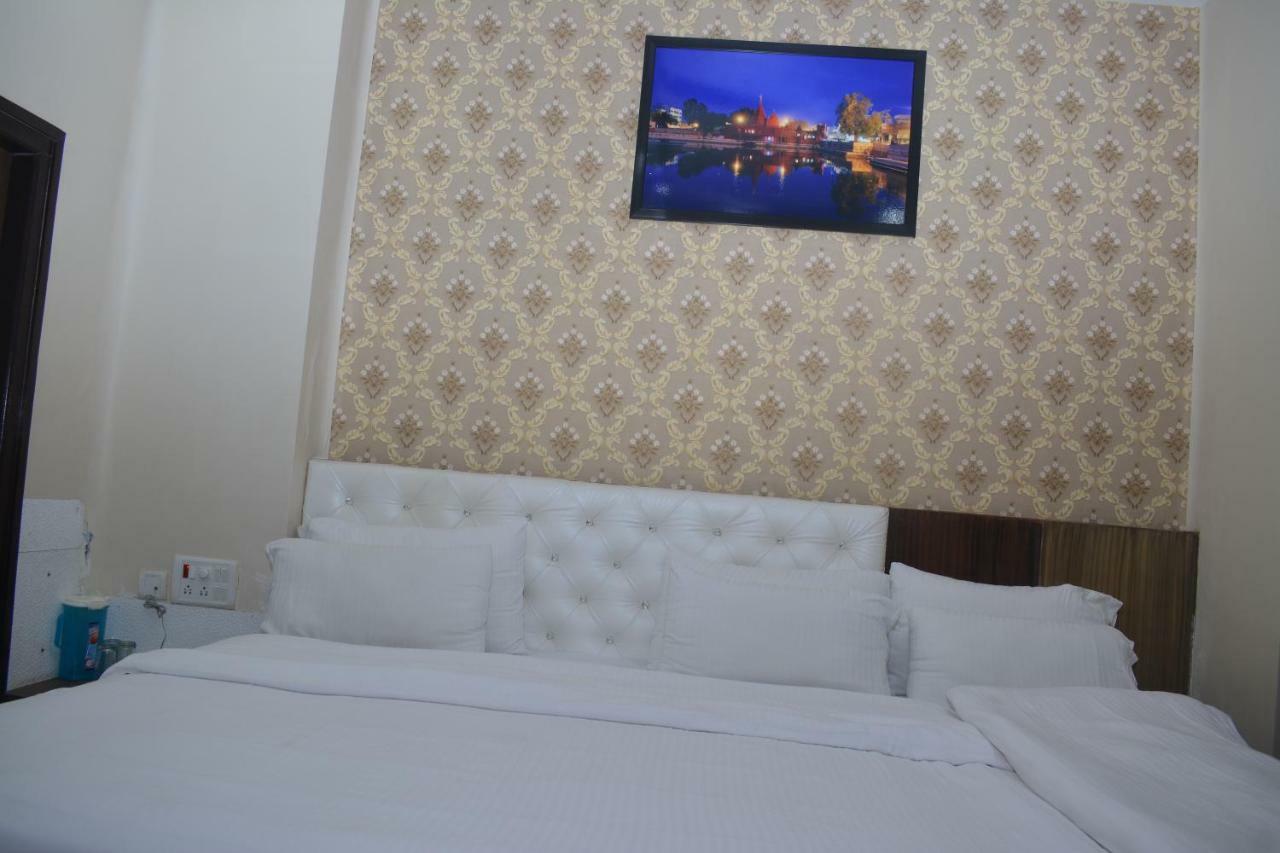 Hotel Tamilnadu Kashi Bénarès Extérieur photo